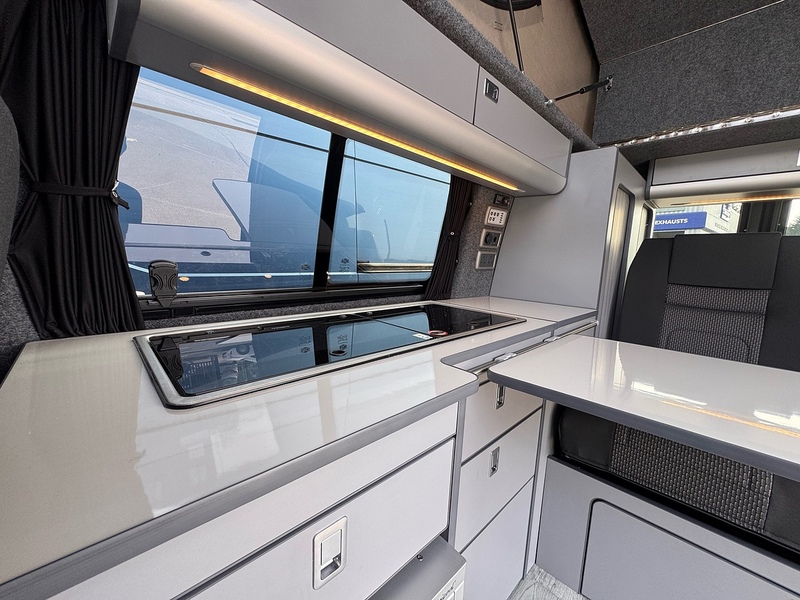 Volkswagen Transporter TDI T28 CAMPER - U2391