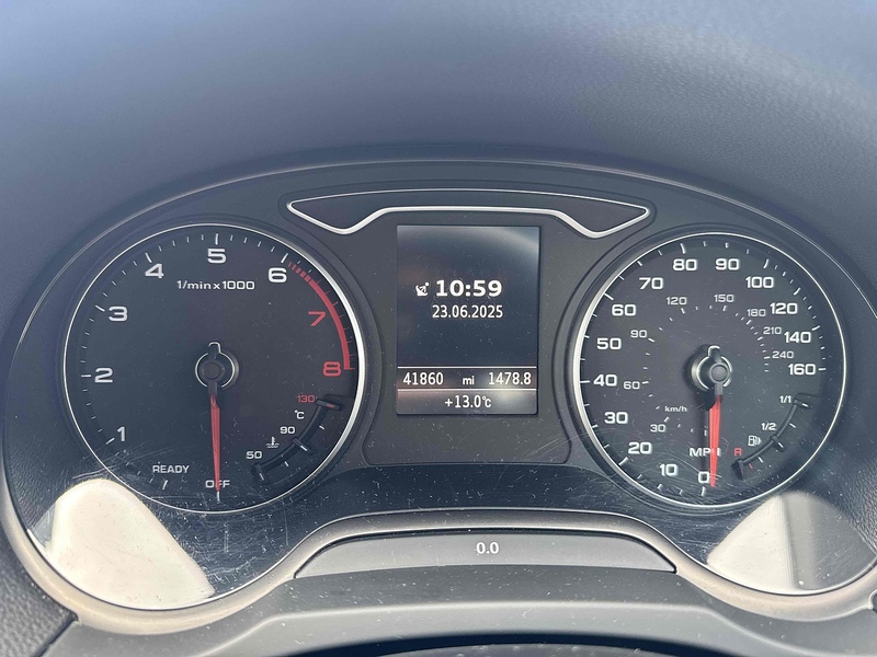 Audi A3 TFSI CoD S line - U2412