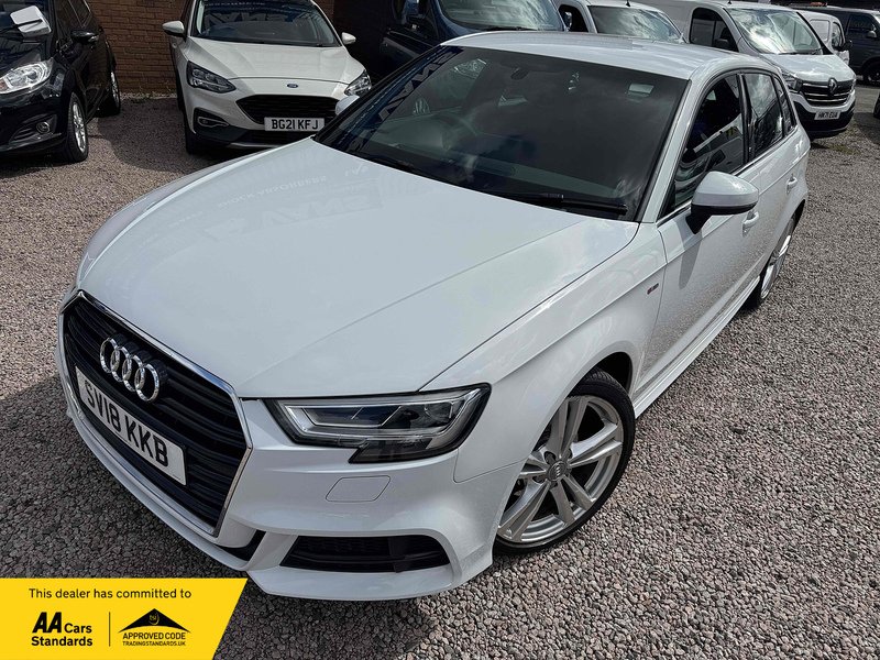 Audi A3 TFSI CoD S line - U2412