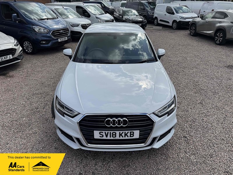 Audi A3 TFSI CoD S line - U2412