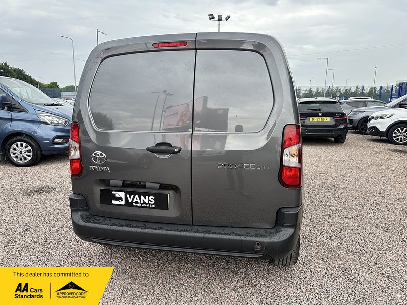 Toyota PROACE CITY BlueHDi Active - U2416