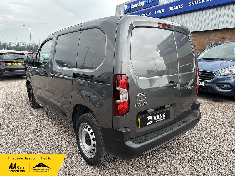 Toyota PROACE CITY BlueHDi Active - U2416