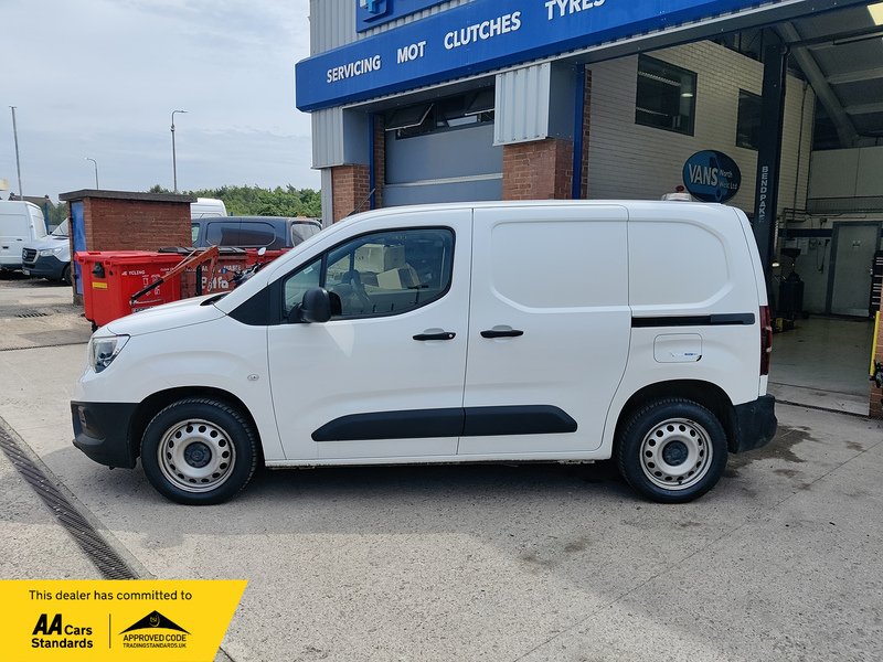 Vauxhall Combo Turbo D 2300 Dynamic - U2426