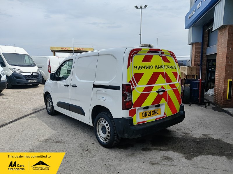 Vauxhall Combo Turbo D 2300 Dynamic - U2426