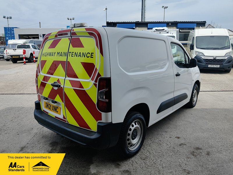 Vauxhall Combo Turbo D 2300 Dynamic - U2426