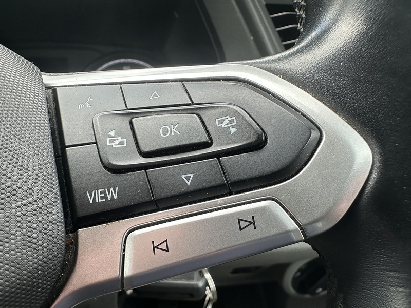 Volkswagen Transporter TDI T28 Highline - U2433