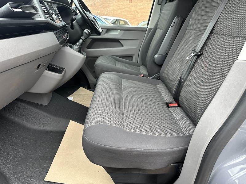 Volkswagen Transporter TDI T28 Highline - U2433