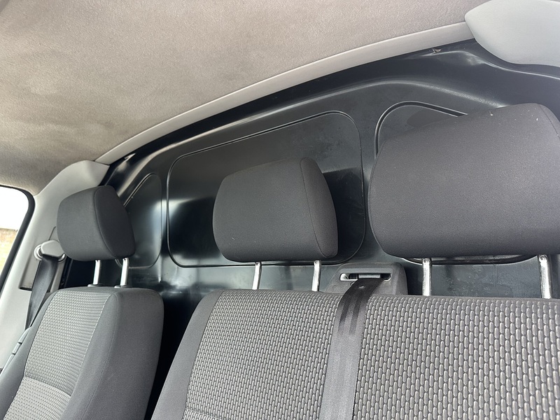 Volkswagen Transporter TDI T28 Highline - U2433