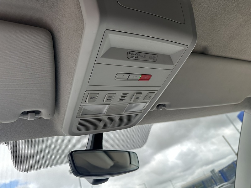 Volkswagen Transporter TDI T28 Highline - U2433