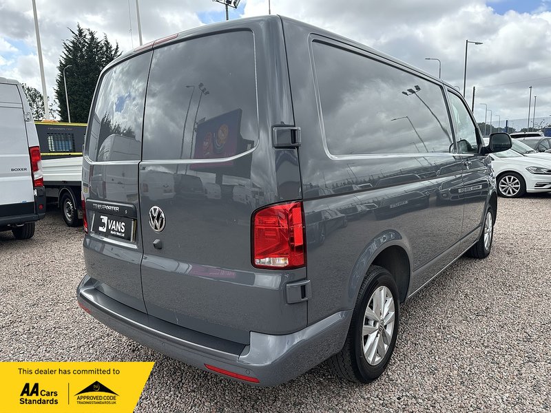 Volkswagen Transporter TDI T28 Highline - U2433