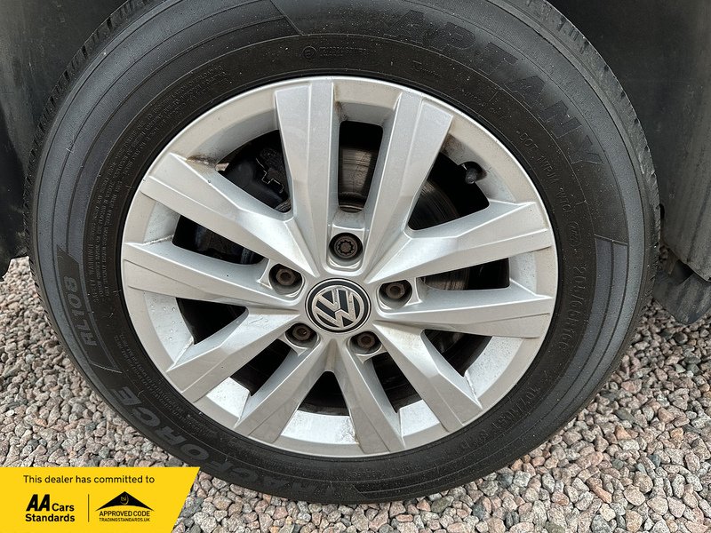 Volkswagen Transporter TDI T28 Highline - U2433