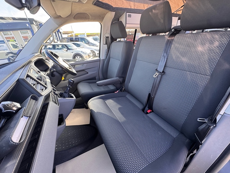 Volkswagen Transporter TDI T28 Highline Camper - U2433