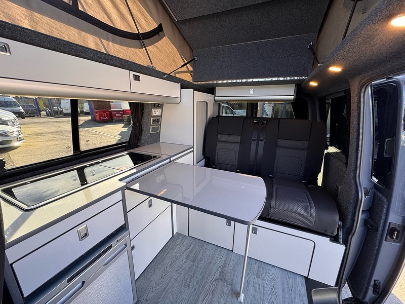 Volkswagen Transporter TDI T28 Highline Camper - U2433