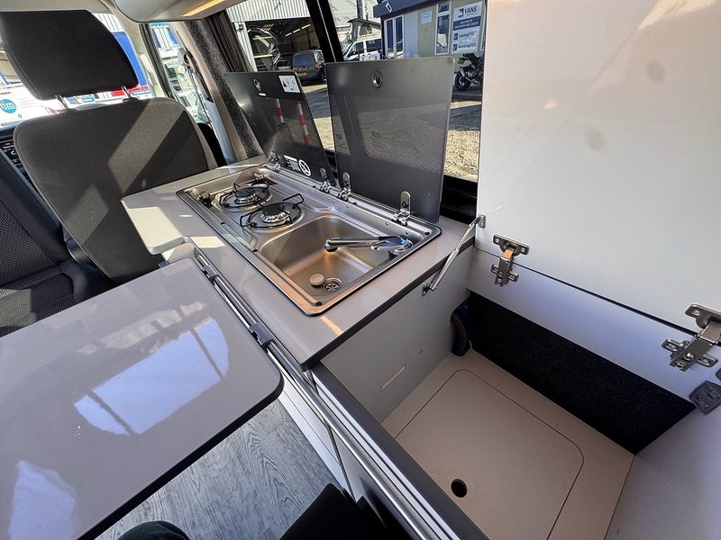 Volkswagen Transporter TDI T28 Highline Camper - U2433