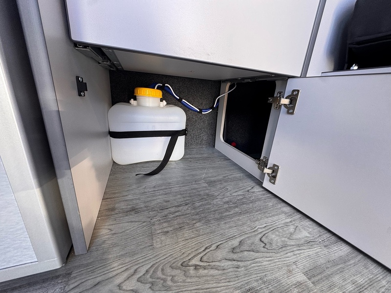 Volkswagen Transporter TDI T28 Highline Camper - U2433