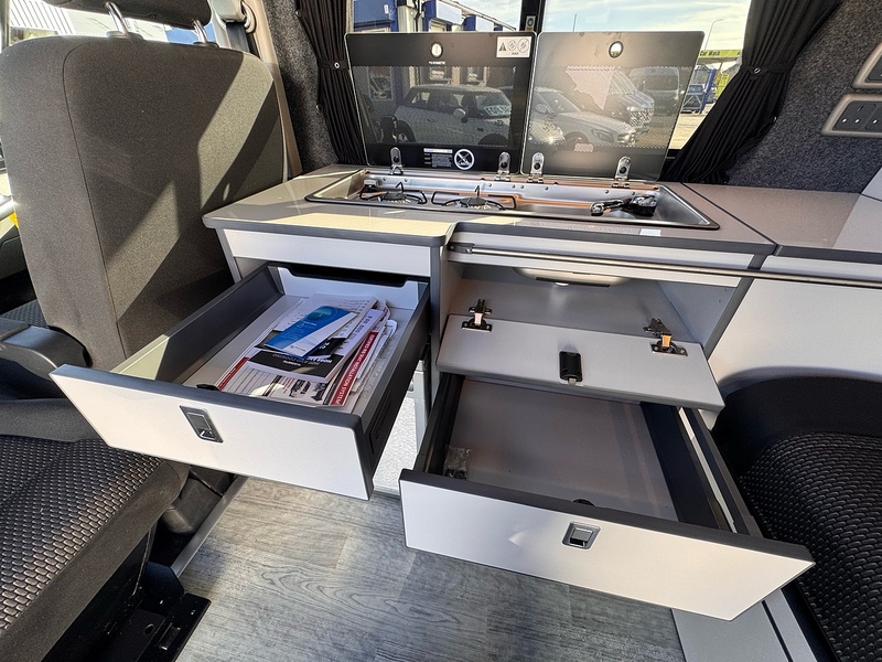 Volkswagen Transporter TDI T28 Highline Camper - U2433