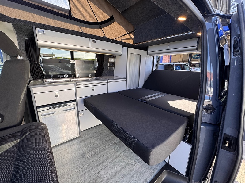 Volkswagen Transporter TDI T28 Highline Camper - U2433