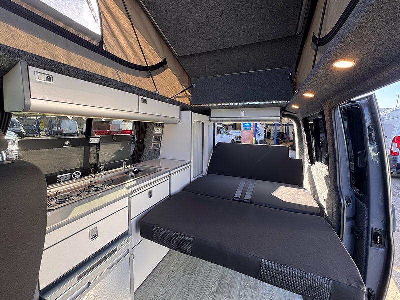 Volkswagen Transporter TDI T28 Highline Camper - U2433