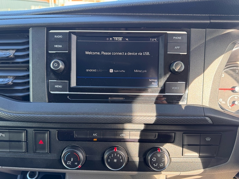 Volkswagen Transporter TDI T28 Highline Camper - U2433