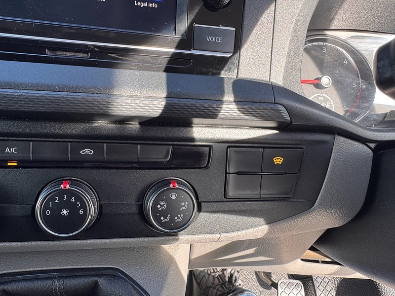 Volkswagen Transporter TDI T28 Highline Camper - U2433