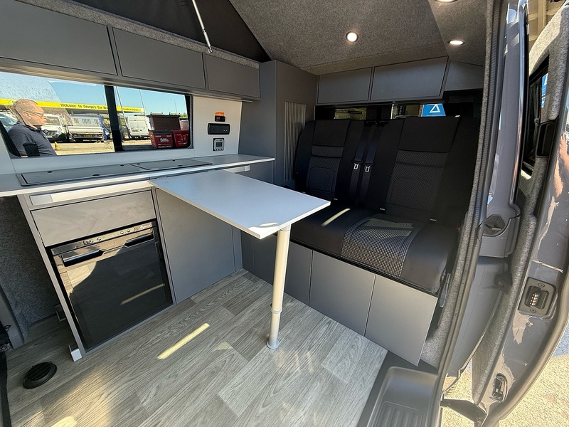 Volkswagen Transporter TDI T28 CAMPER - U2451