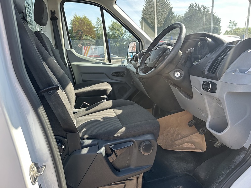 Ford Transit 350 EcoBlue - U2457