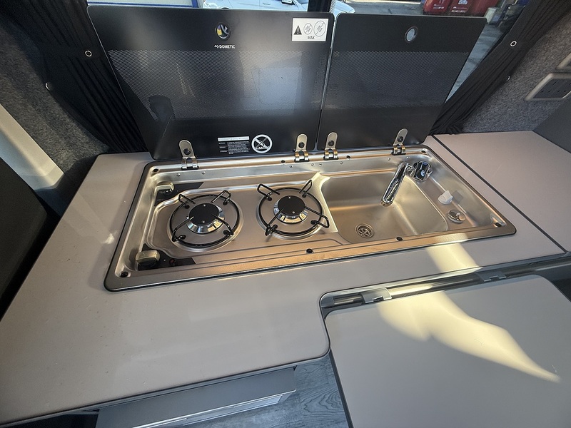 Volkswagen Transporter TDI T28 Highline Camper - U2458