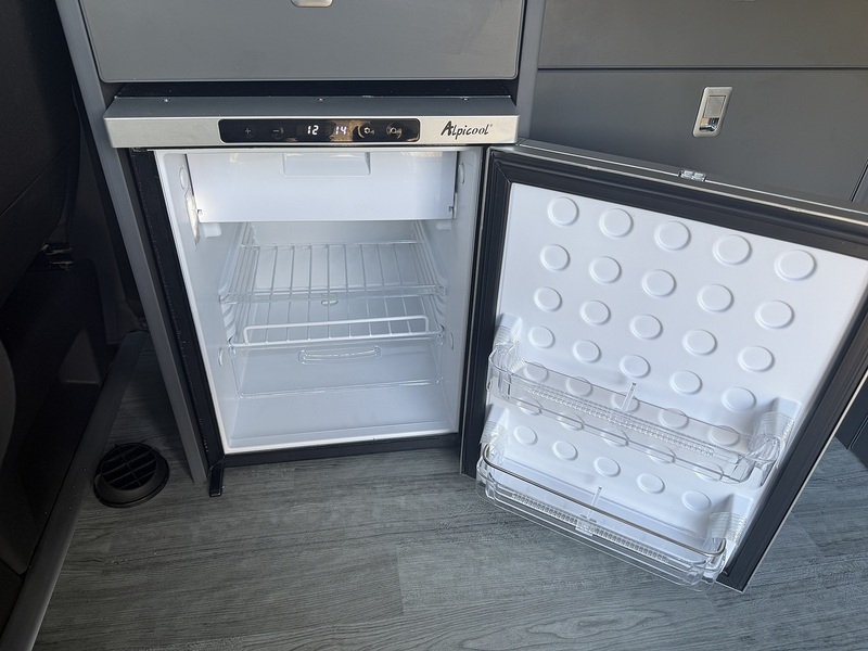 Volkswagen Transporter TDI T28 Highline Camper - U2458