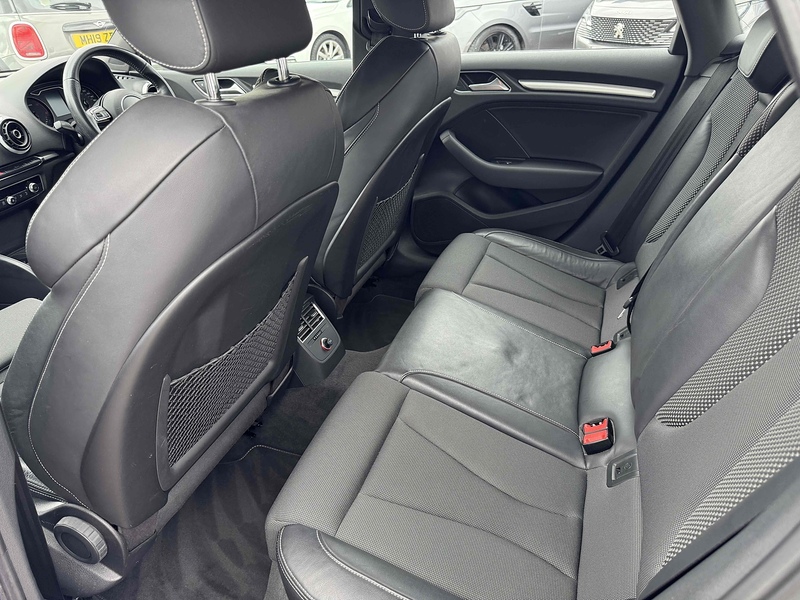 Audi A3 TDI S line - U2466