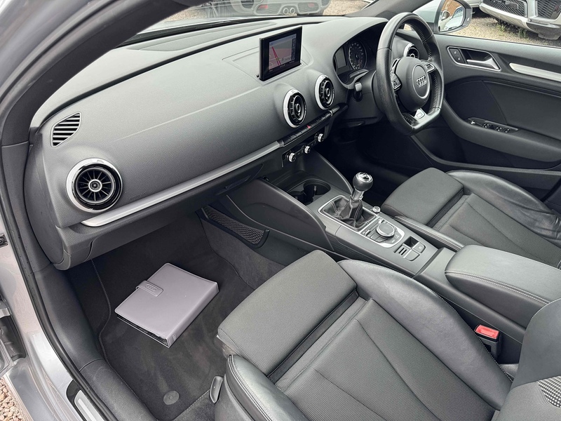 Audi A3 TDI S line - U2466