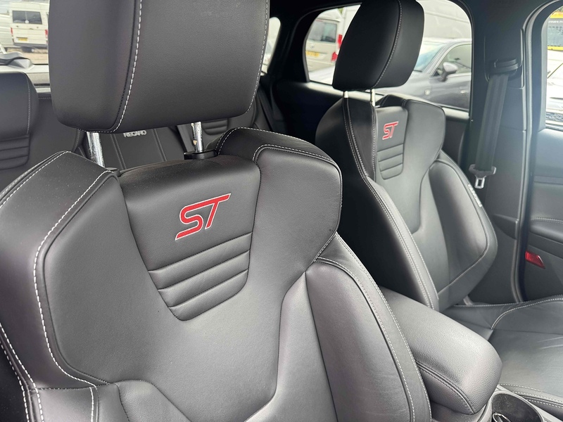 Ford Focus T EcoBoost ST-3 - U2493