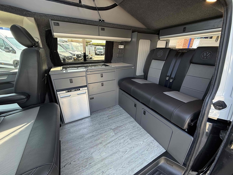 Volkswagen Transporter TDI T28 Camper - U2496