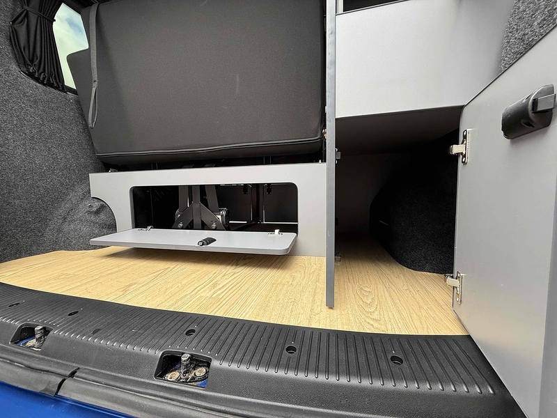 Volkswagen Transporter TDI T28 Camper - U2504