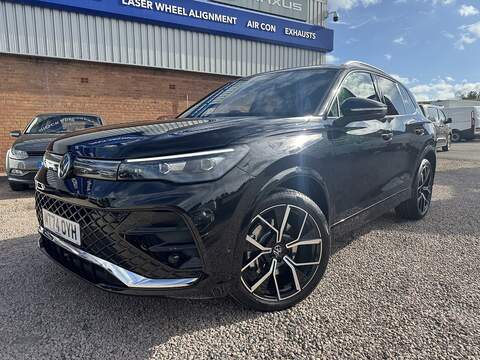 Volkswagen Tiguan 1.7 CRDi Blue Drive SE Nav SUV 5dr Diesel DCT Euro 6 (s/s) (141 ps)