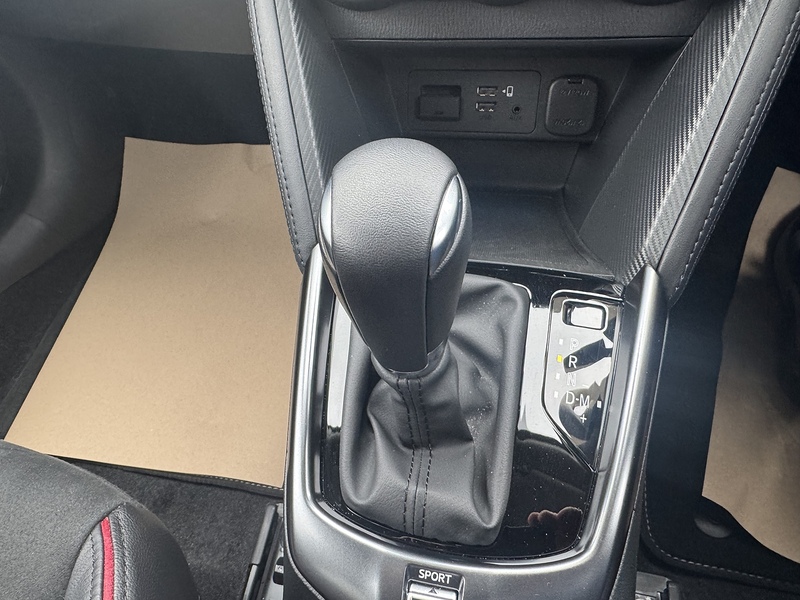 Mazda Mazda2 SKYACTIV-G Homura Aka - U2546