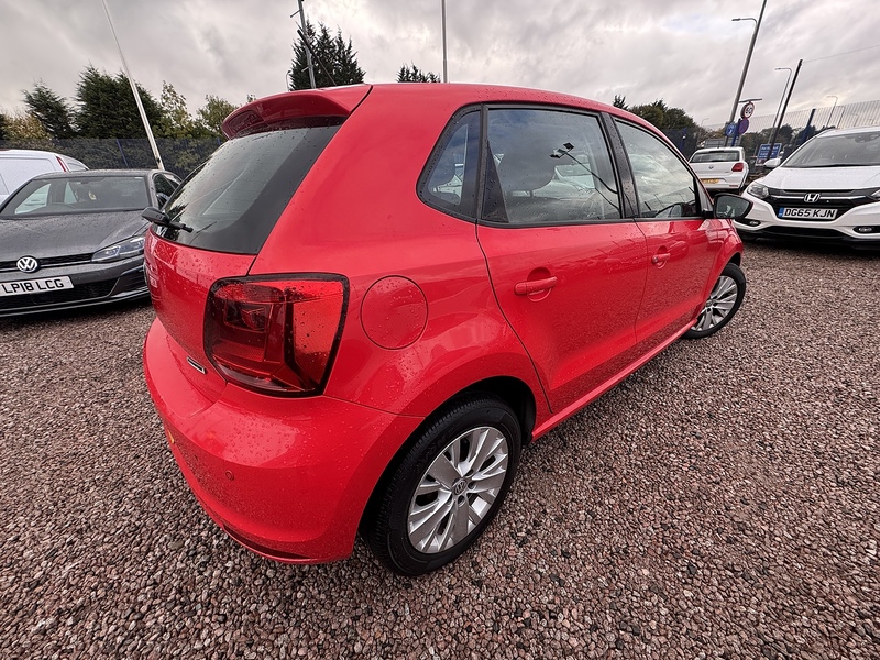 Volkswagen Polo BlueMotion Tech SE - U2550