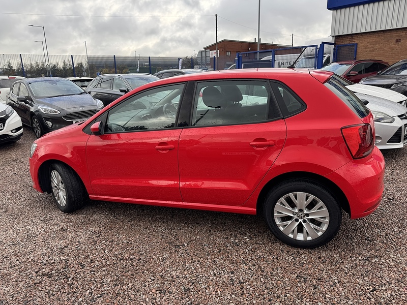 Volkswagen Polo BlueMotion Tech SE - U2550