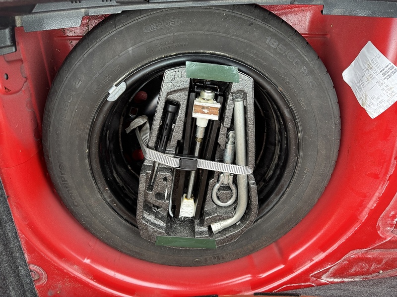 Volkswagen Polo BlueMotion Tech SE - U2550