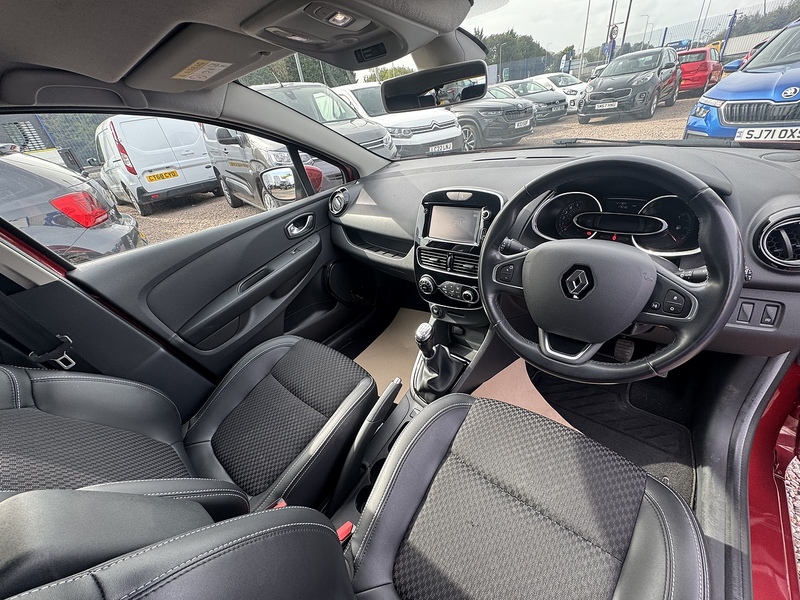 Renault Clio TCe Dynamique S Nav - U2556