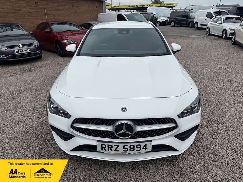Mercedes-Benz CLA CLA200 AMG Line - U2562