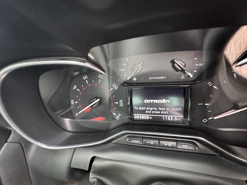 Citroen C3 Aircross BlueHDi Flair - U2563