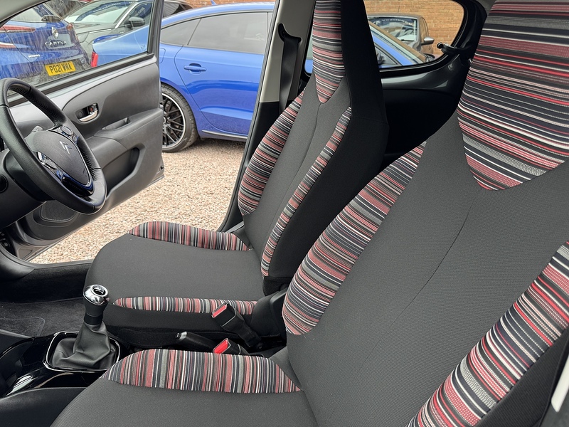 Citroen C1 VTi Shine - U2564