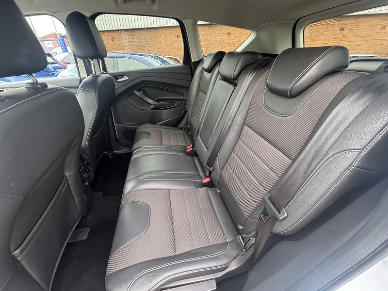 Ford Kuga TDCi Titanium - U2571