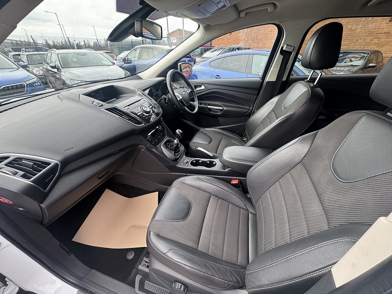 Ford Kuga TDCi Titanium - U2571