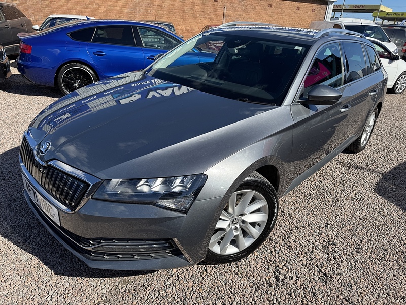 Skoda Superb TSI iV SE Technology - U2572