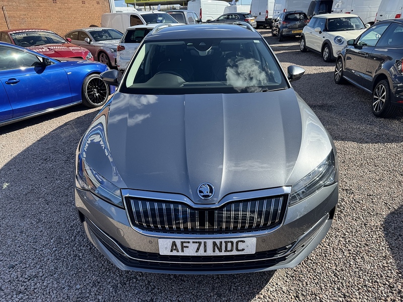 Skoda Superb TSI iV SE Technology - U2572