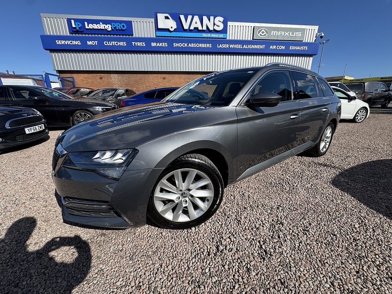 Skoda Superb TSI iV SE Technology - U2572