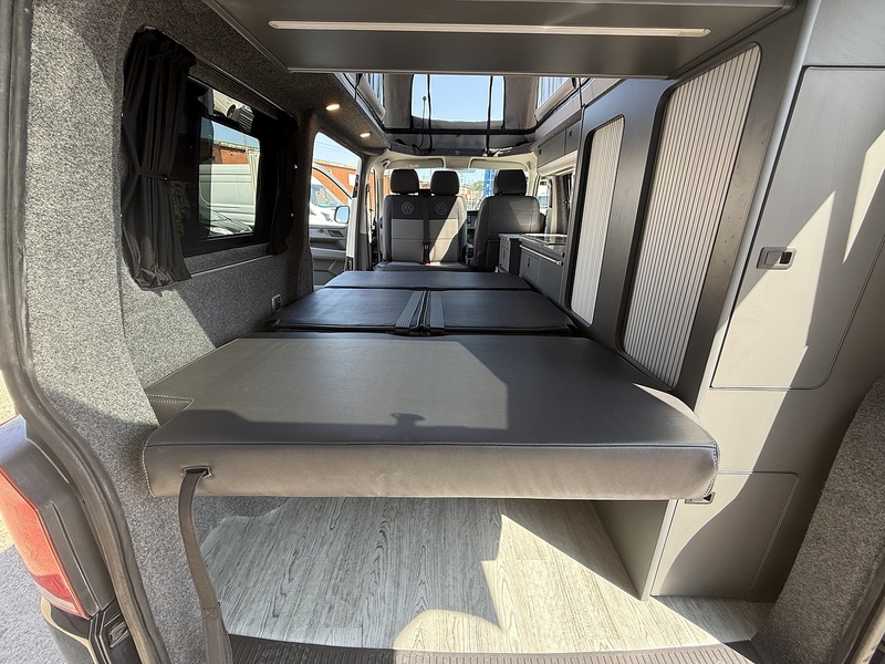 Volkswagen Transporter TDI T28 Camper - U2573