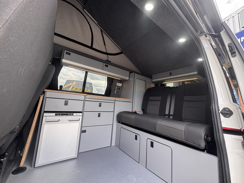 Volkswagen Transporter TDI T28 Highline - U2574