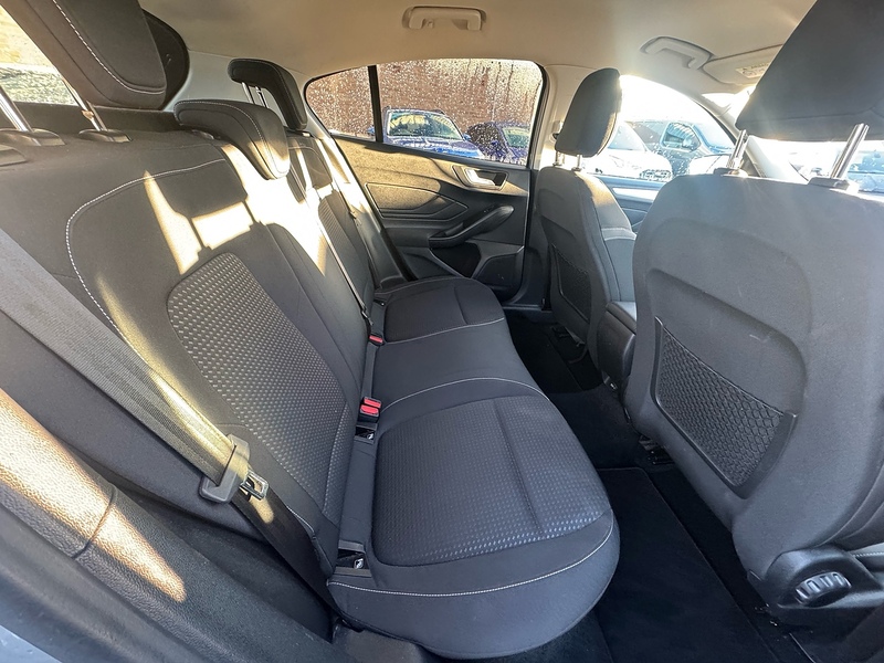 Ford Focus T EcoBoost Zetec - U2586